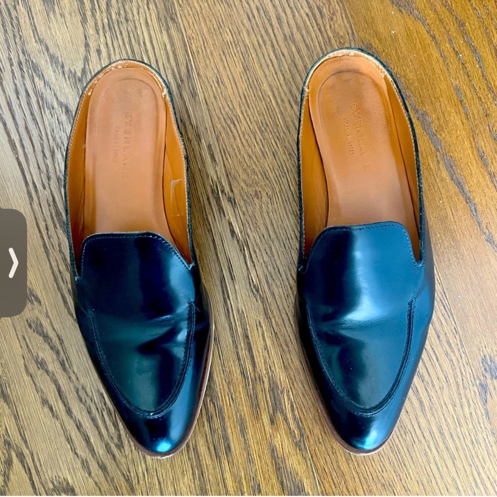 Everlane Black leather loafer slip ons (7)